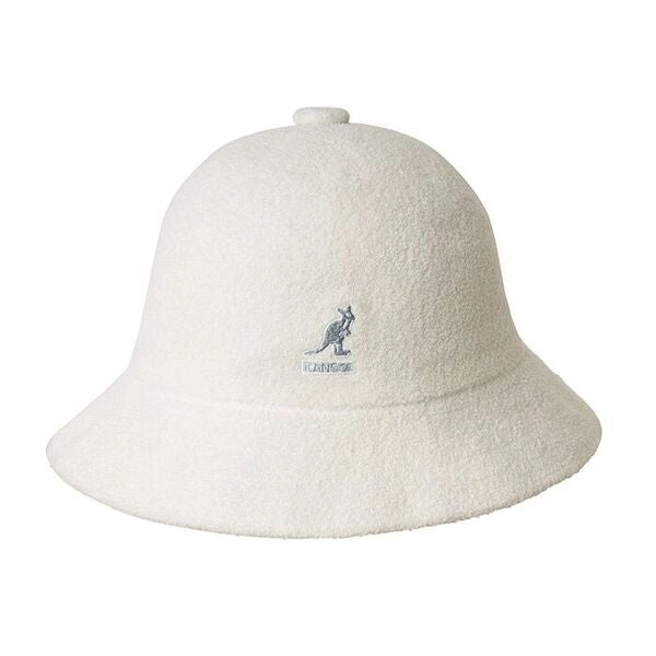 Kangol Bermuda Casual Wit: Zomerse Klassieker, Fris en Vrolijk, Jouw Stijl!
